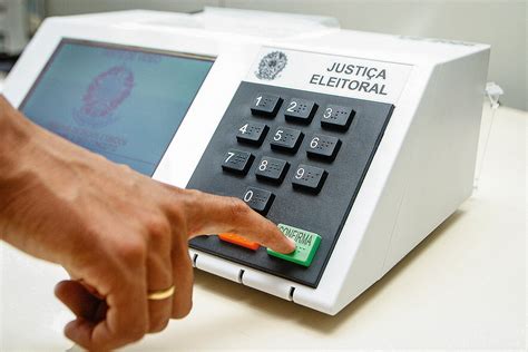sequência de votação na urna eletrônica 2022